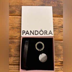 Pandora Game of Thrones Spinning Astrolabe ring